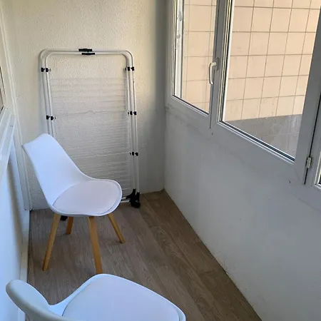 Charming, Comfortable 3-room Apartamento *