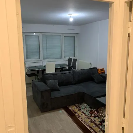 Charming, Comfortable 3-room * Ronchin