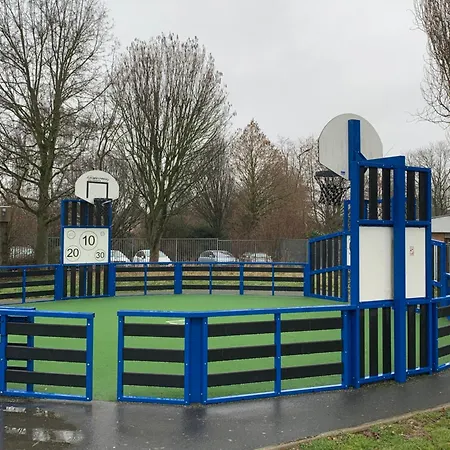 Charming, Comfortable 3-room Appartamento Ronchin