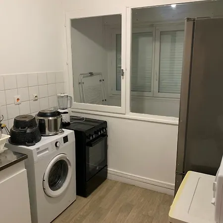 Charming, Comfortable 3-room Apartamento