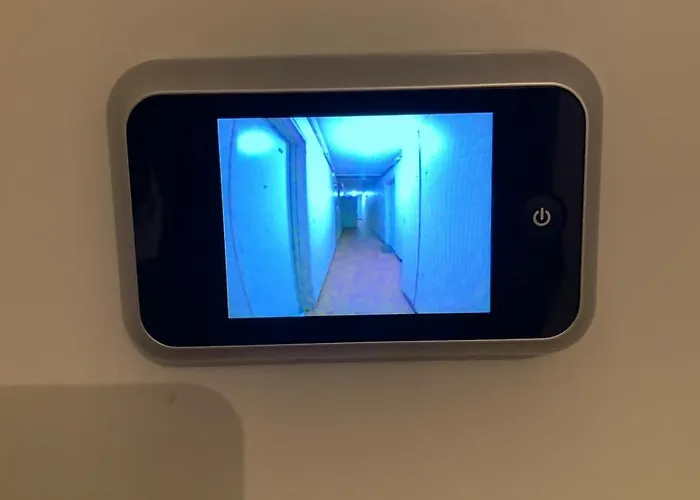 Charming, Comfortable 3-room *