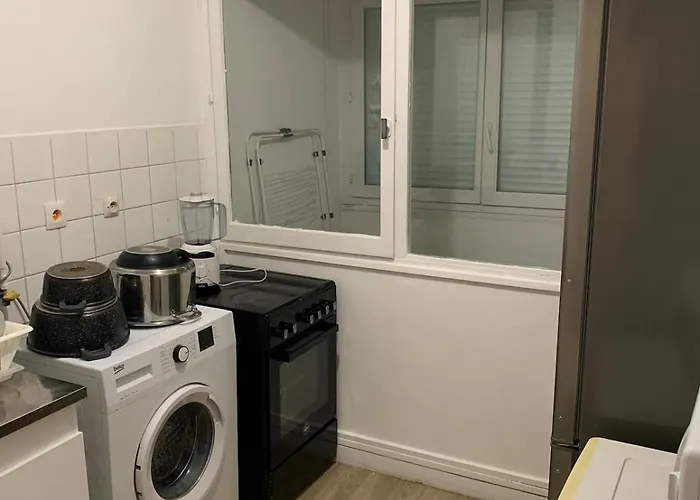 Charming, Comfortable 3-room Lejlighed